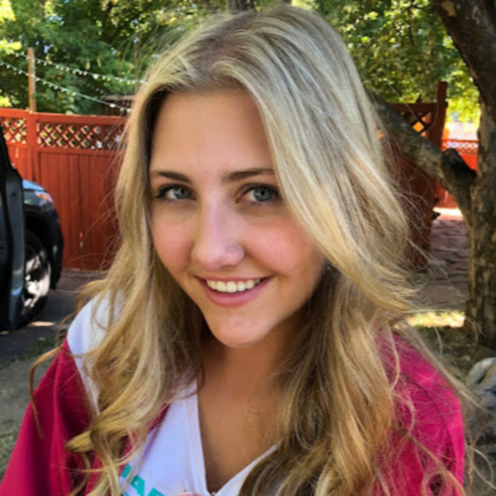 Meet your Posher, Lauren